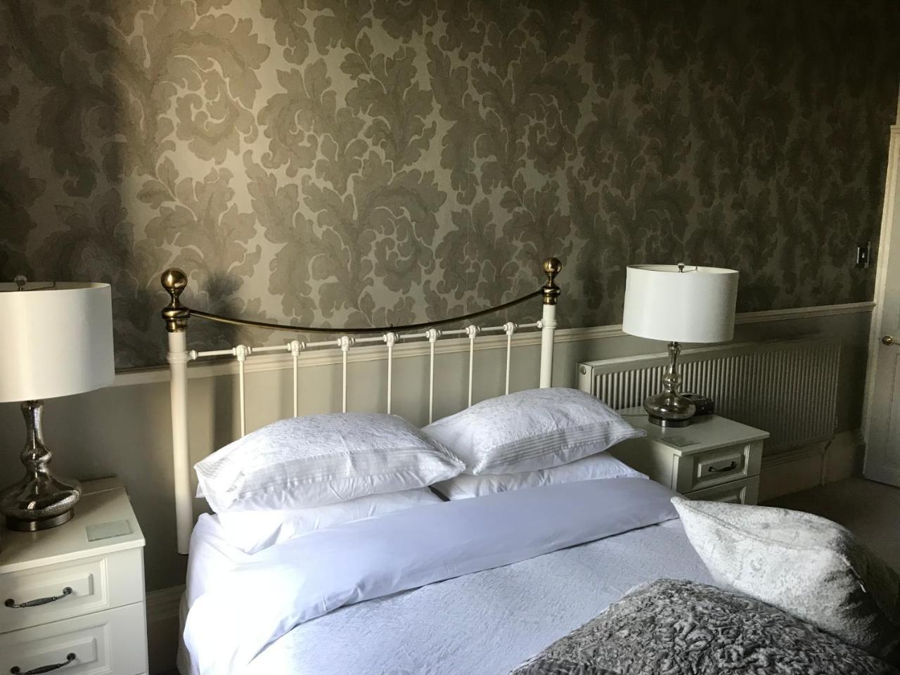 The Dower House Apartments Линкълн Екстериор снимка